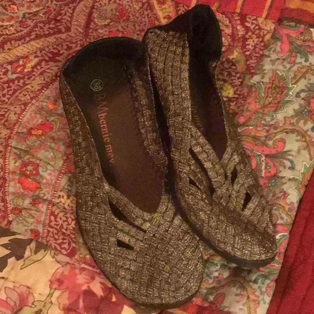 Bernie Meg bronze flats